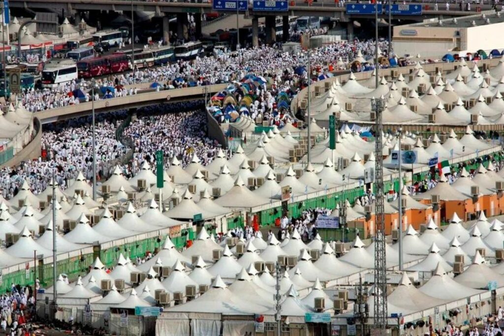 Miles de peregrinos en la ciudad de Mena, cerca de la Meca, en Arabia Saudí, en una imagen de archivo.
