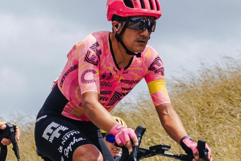 Richard Carapaz, ciclista ecuatoriano en el Tour de Suiza 2024.