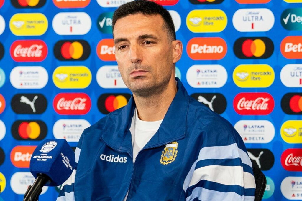 Lionel Scaloni, DT de la Selección de Argentina, elogió a Canadá en rueda de prensa previo al partido de Copa América.
