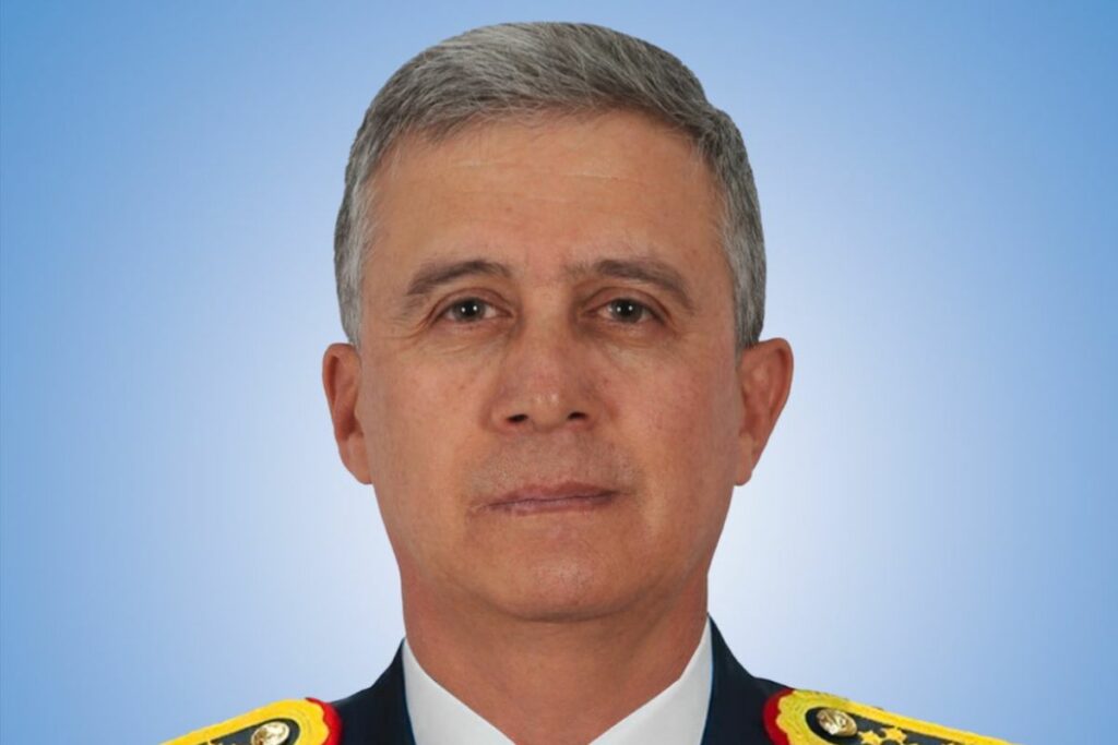 General de Brigada Fernando Adatty Albuja, ascendido.
