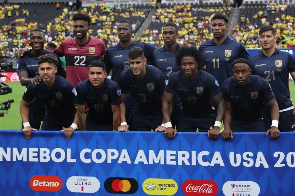 La Selección de Ecuador en su partido previo ante Jamaica en la Copa América antes de enfrentar a México.