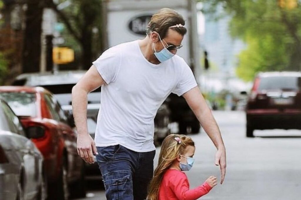Bradley Cooper es padre de una niña. Foto: Pinterest