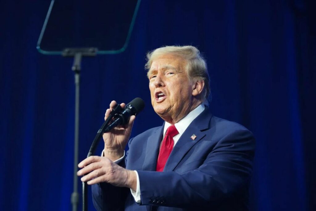Donald J. Trump habla durante un evento en Michigan, EE.UU.