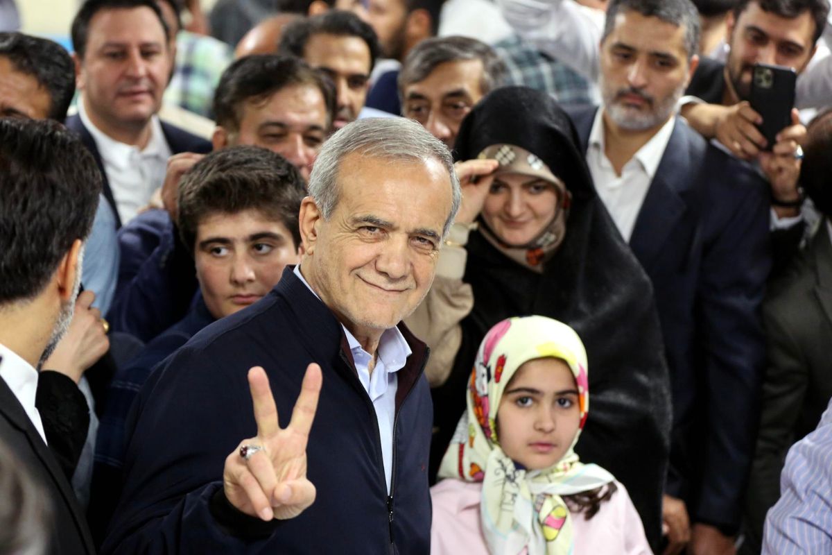El reformista Masud Pezeshkian se impuso en la segunda vuelta de las elecciones presidenciales de Irán. Foto: EFE