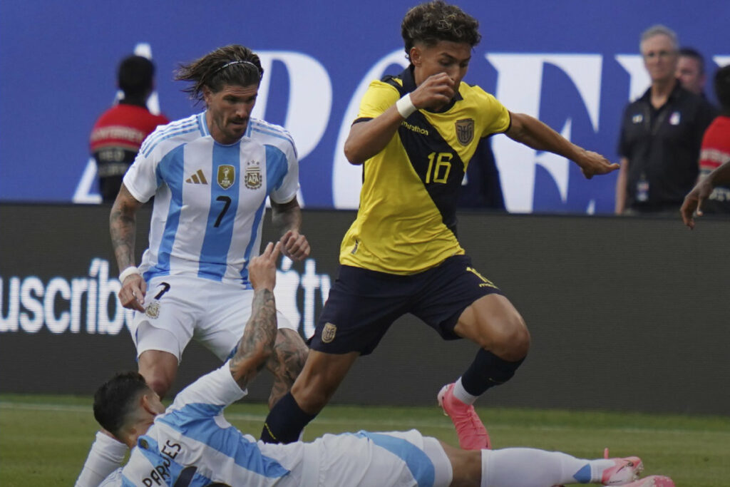 Jeremy Sarmiento en el amistoso contra Argentina del 9 de julio de 2024.